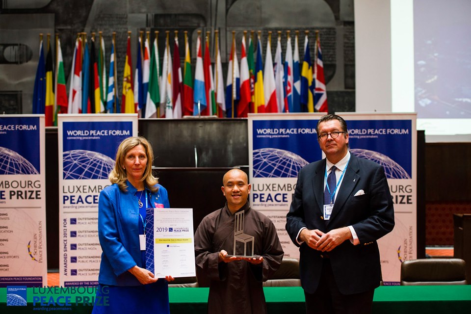 Giải thưởng Hoà bình Luxembourg được trao cho Thiền Sư Thích Nhất Hạnh