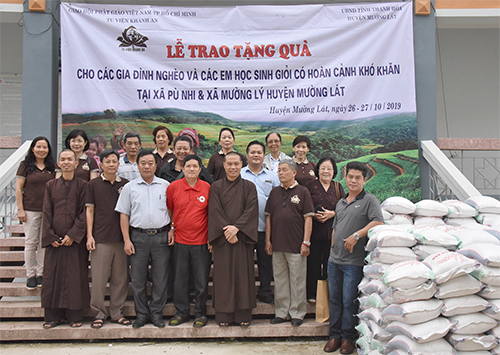 Thanh Hoá: ngày tặng quà thứ hai tại xã Mường Lý, huyện Mường Lát  