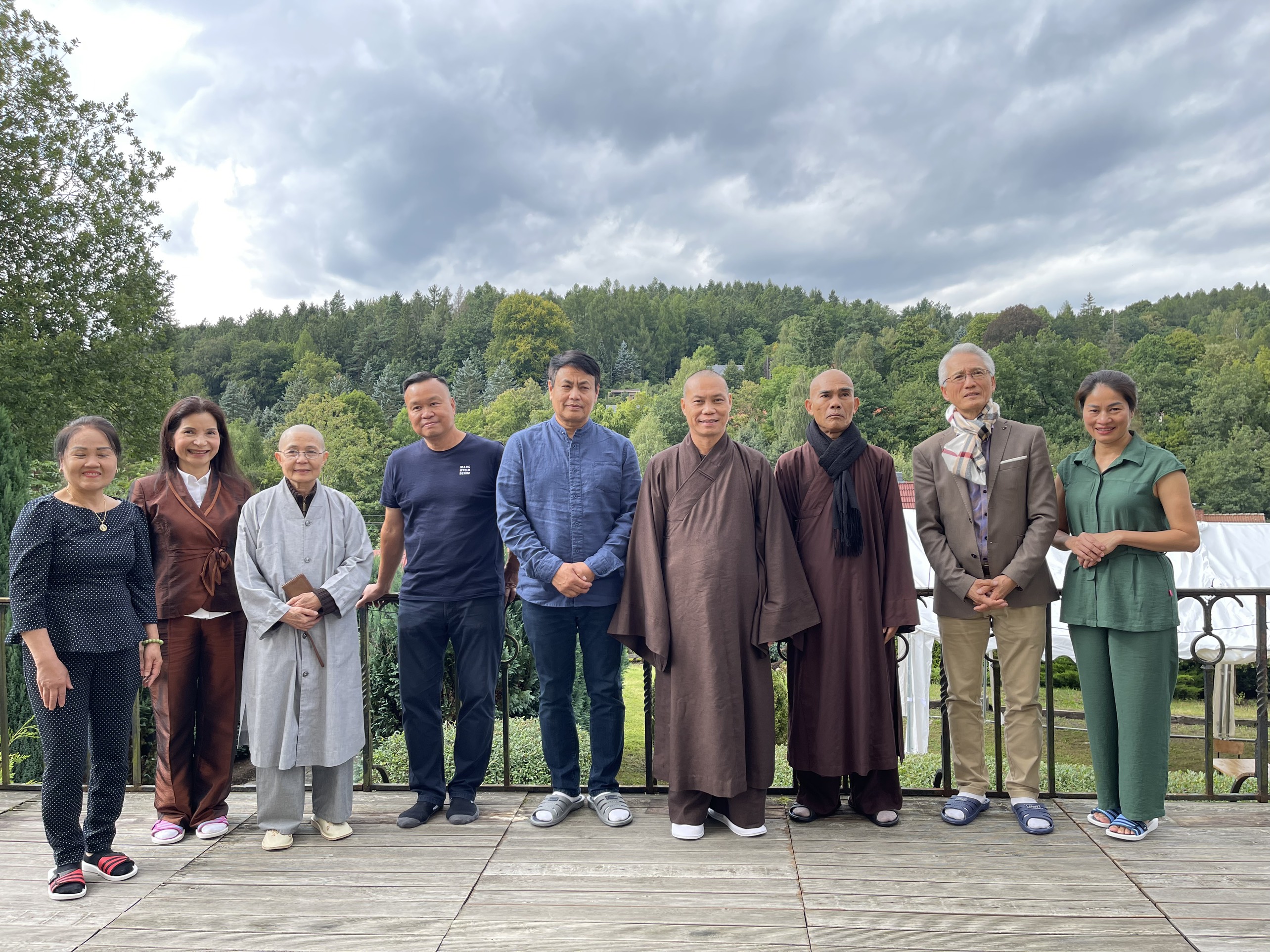 Những bước chân đầu tiên của Thầy tại Thiền viện Khánh An - Đức Quốc