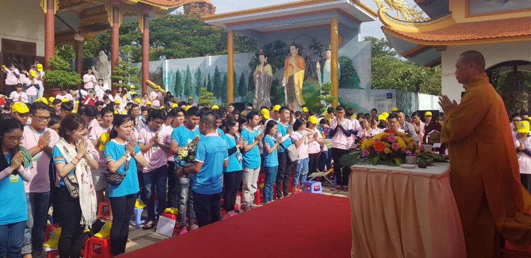 Pháp Thoại tại Hội trại “Tuổi Thanh Xuân” do Ban hướng dẫn Phật tử Trung ương tổ chức.