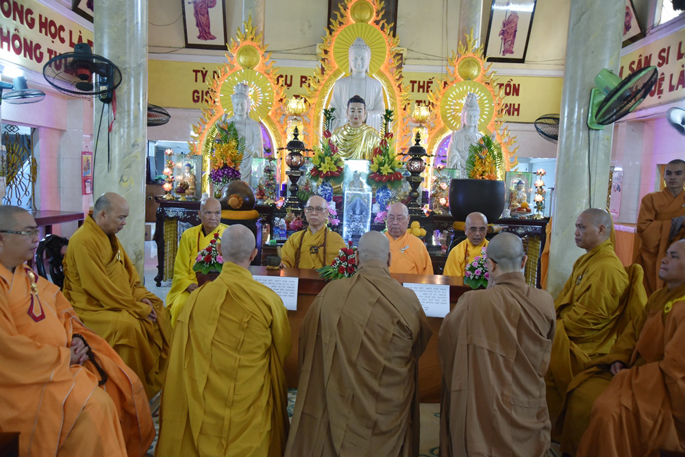 Giáo hội Phật giáo Việt Nam Q. 12 tổ chức Lễ Tự tứ tại 2 điểm An cư Chùa Quảng Đức và Chùa Vĩnh Phước