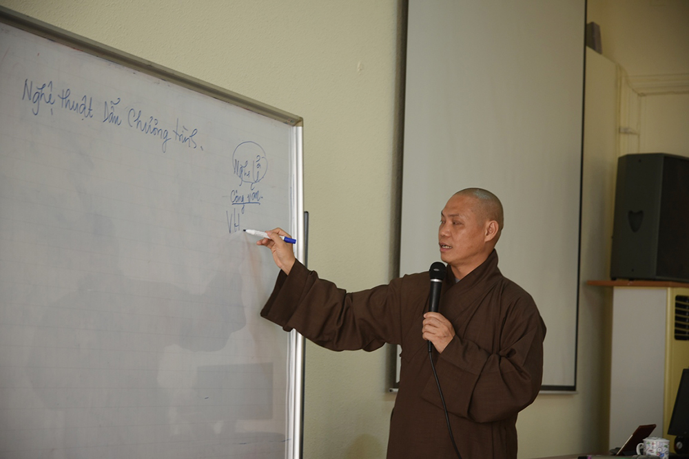 Chương trình dạy "Nghệ thuật Dẫn chương trình Phật giáo" tại Học viện PGVN tại TP.HCM