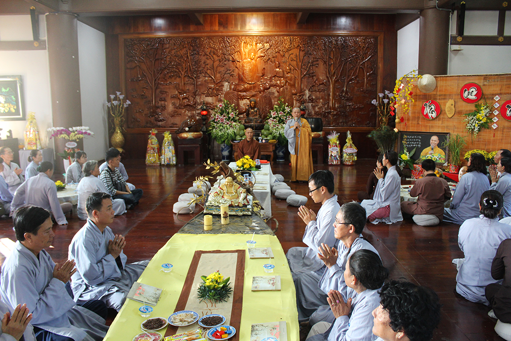 Các phái đoàn hành hương chúc tết Tu viện Khánh An