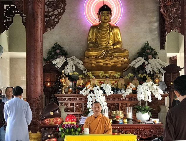 TT. Thích Trí Chơn thuyết giảng tại chùa Nguyên Ngộ