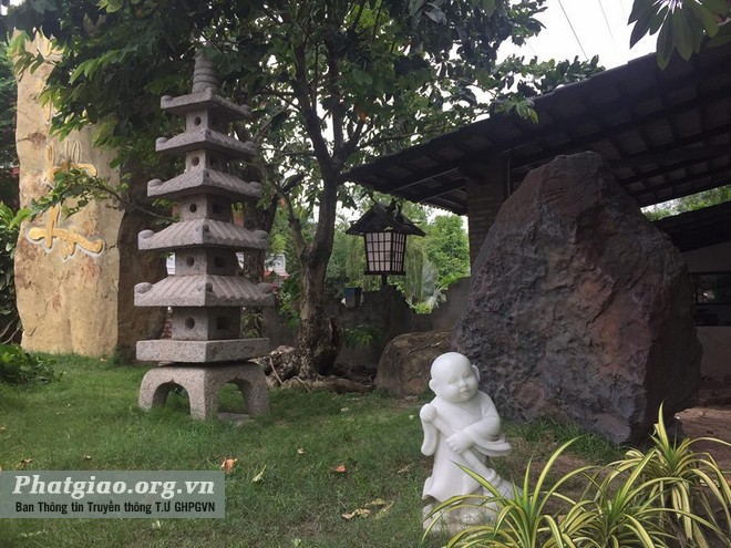 Thăm tu viện Khánh An ở thành phố Hồ Chí Minh
